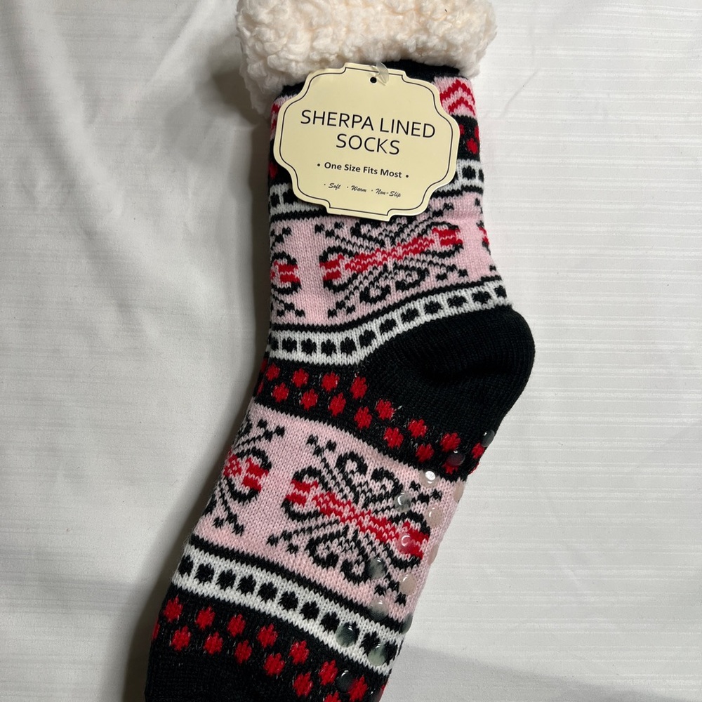 Sherpa Lined Socks with Red and Black Pattern